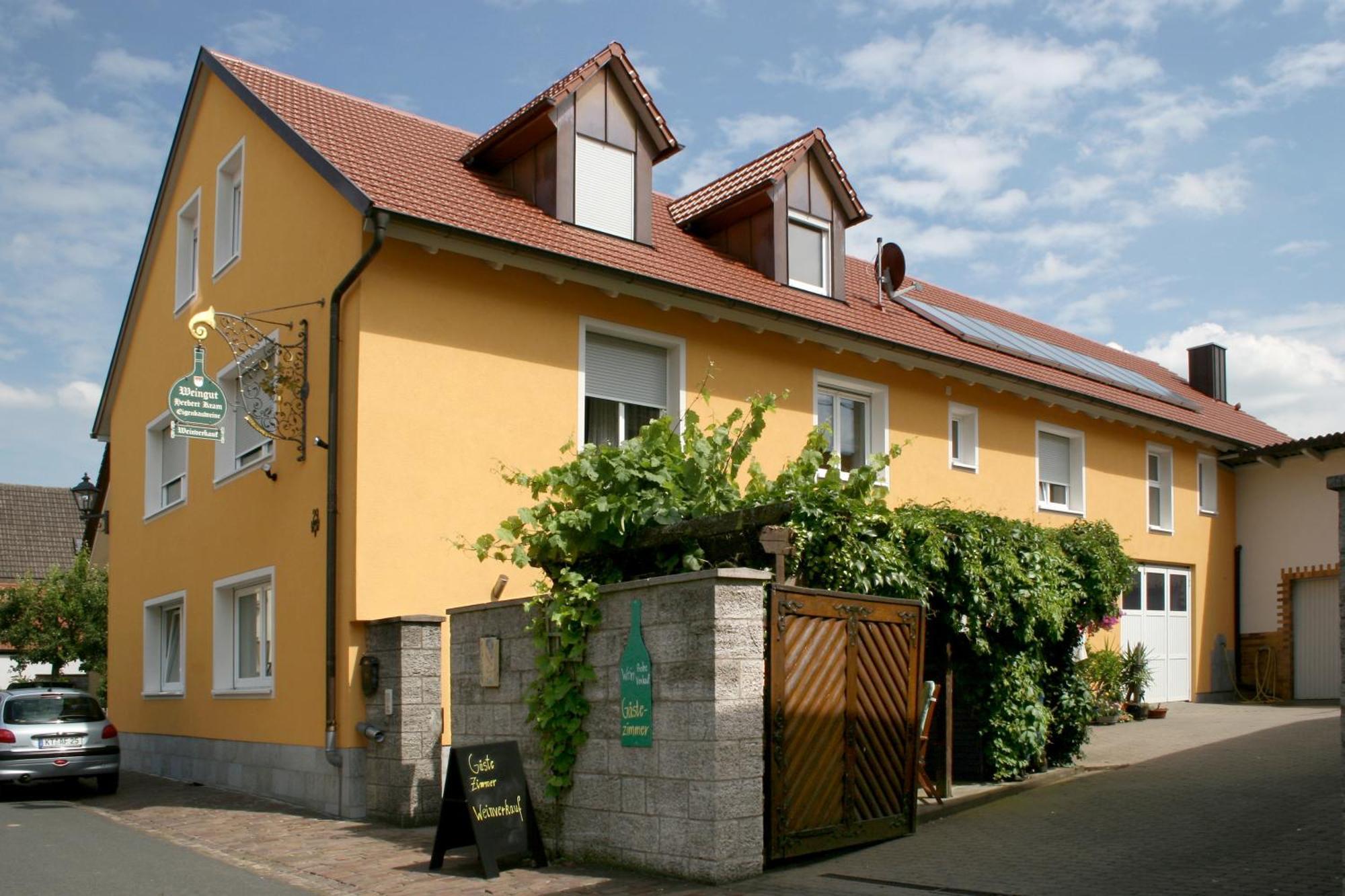 Weingut Herbert Kram Nordheim am Main Ngoại thất bức ảnh